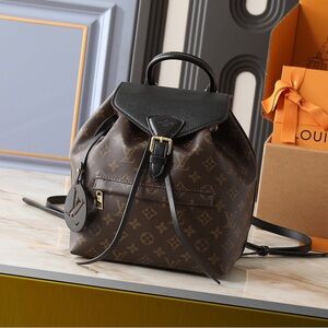 🎈 Louis Vuitton Montsouris PM Backpack